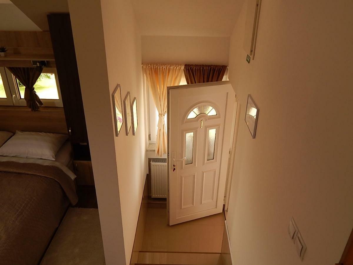 Studio Apartman Lakasa Раковица Екстер'єр фото